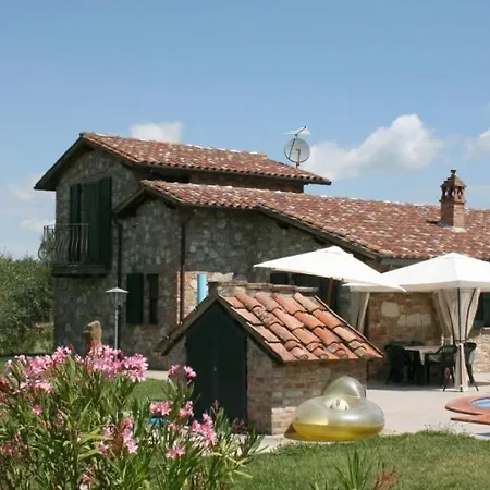 Villa I Bertoni Sleeps 6 Pool Wifi